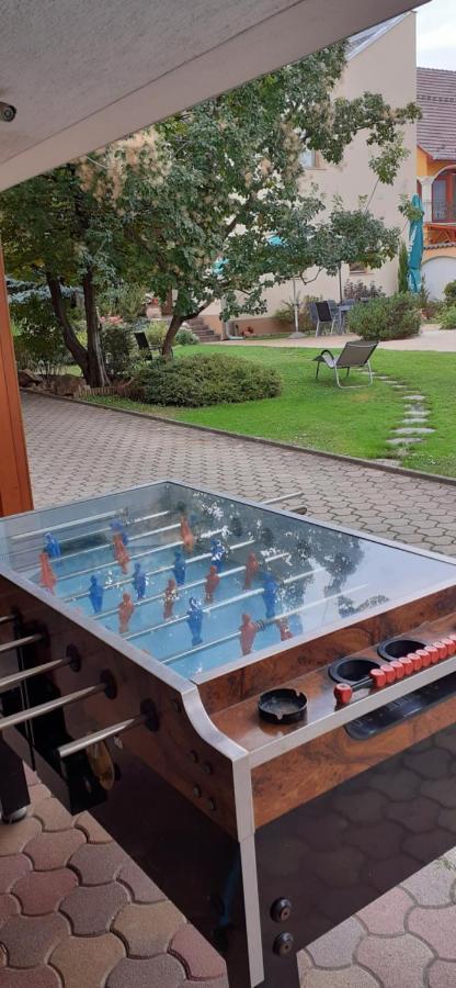 Kenguru Panzio Hotel Hódmezővásárhely Eksteriør billede