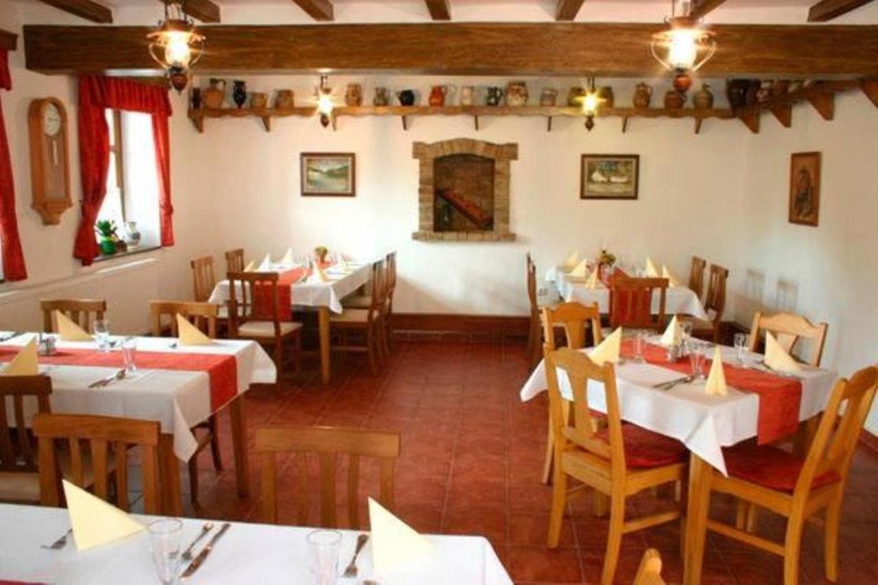 Kenguru Panzio Hotel Hódmezővásárhely Eksteriør billede