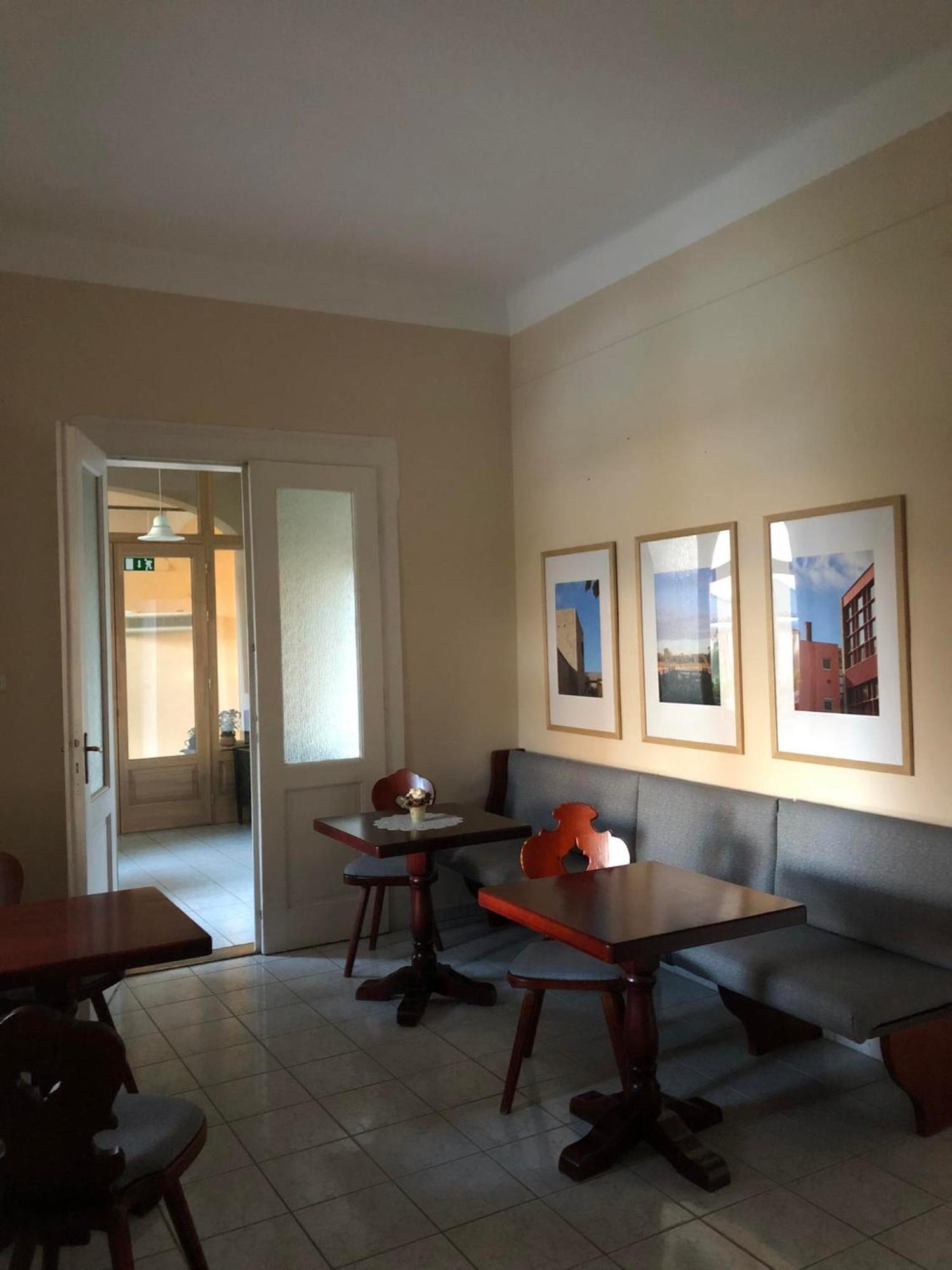 Kenguru Panzio Hotel Hódmezővásárhely Eksteriør billede