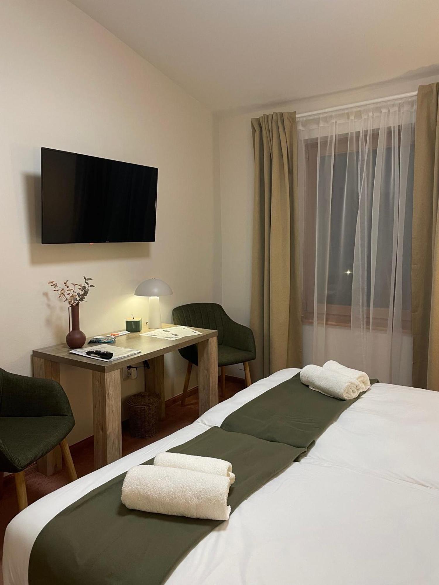 Kenguru Panzio Hotel Hódmezővásárhely Eksteriør billede