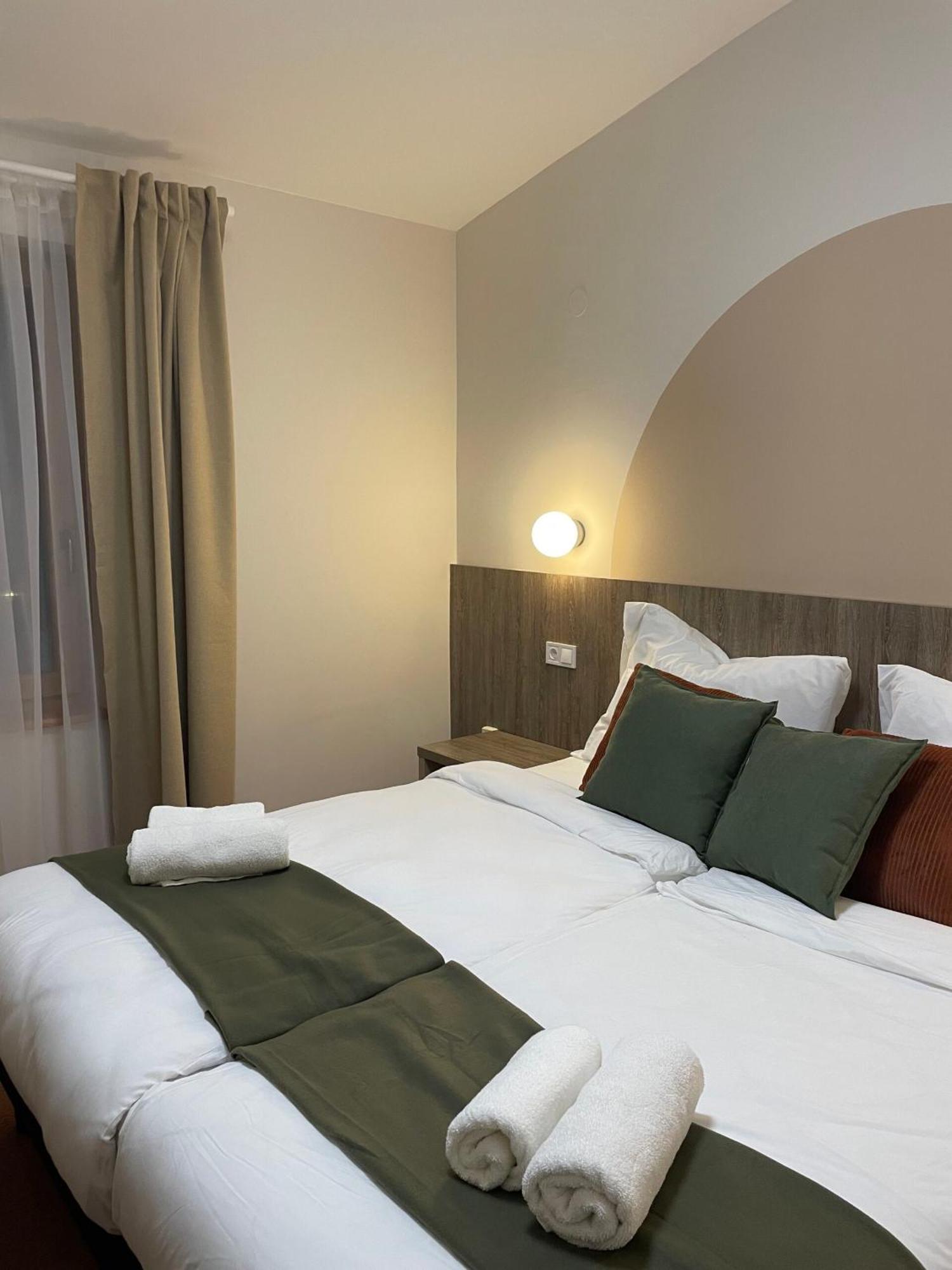 Kenguru Panzio Hotel Hódmezővásárhely Eksteriør billede