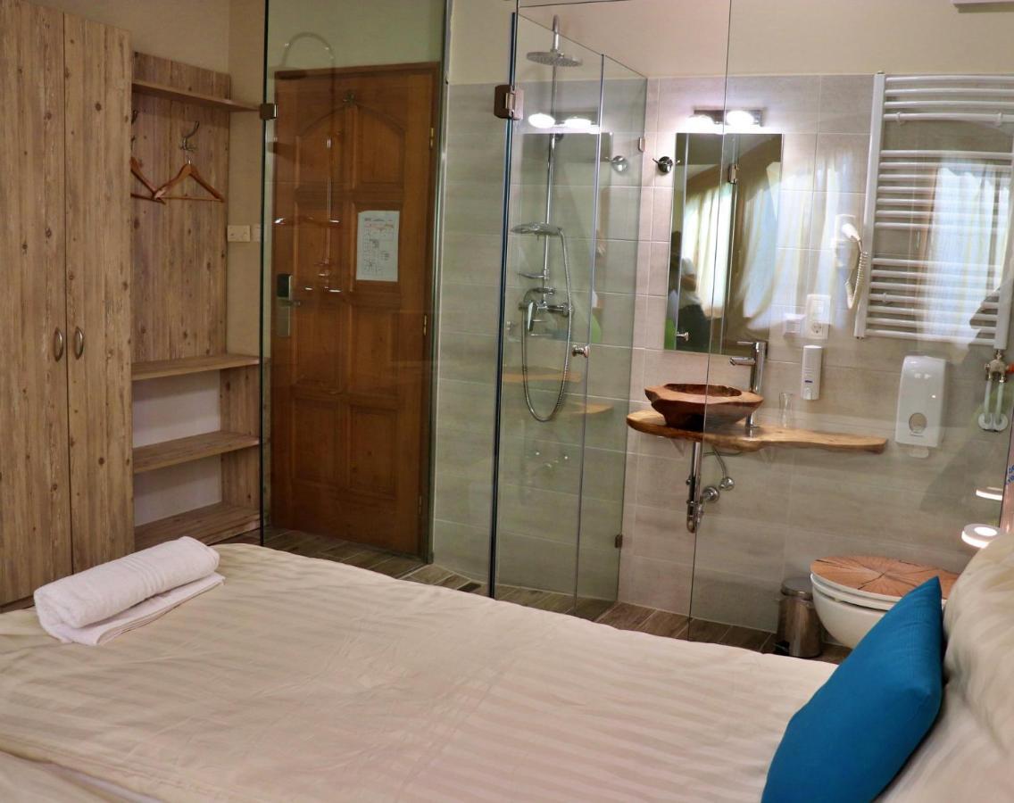 Kenguru Panzio Hotel Hódmezővásárhely Eksteriør billede